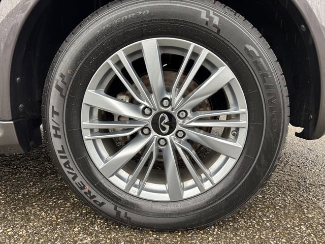 Used 2024 INFINITI QX80 Luxe image 25