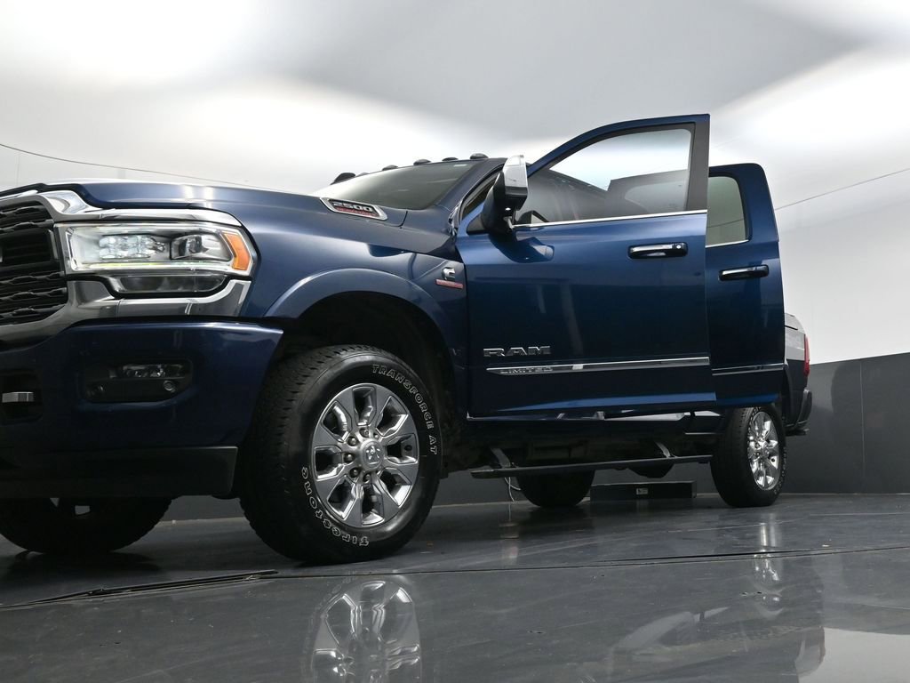 Used 2020 RAM 2500 Limited image 31