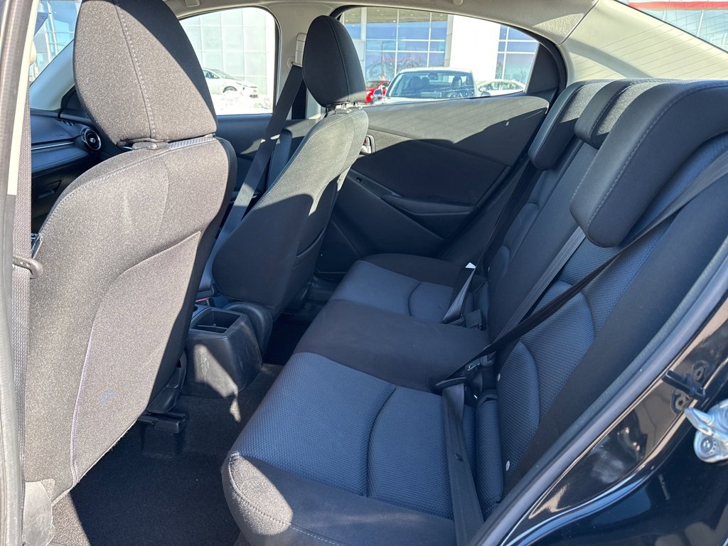 Used 2017 Toyota Yaris iA image 9