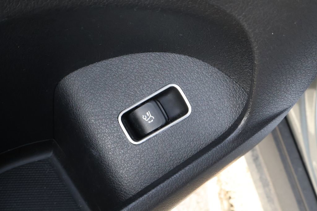 Used 2023 Mercedes-Benz GLE 53 AMG 4MATIC Coupe image 15