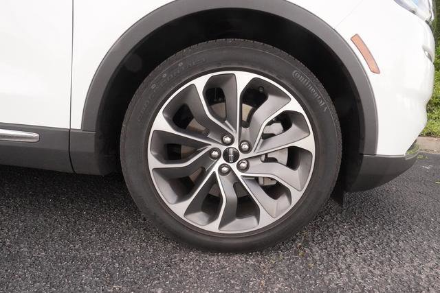 Used 2023 Lincoln Nautilus Reserve AWD/4WD image 36