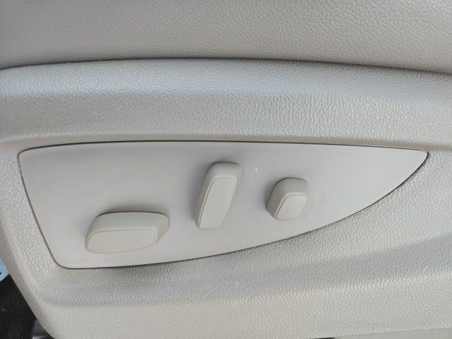 Used 2017 Chevrolet Silverado 1500 LTZ Z71 w/ LTZ Plus Package image 28