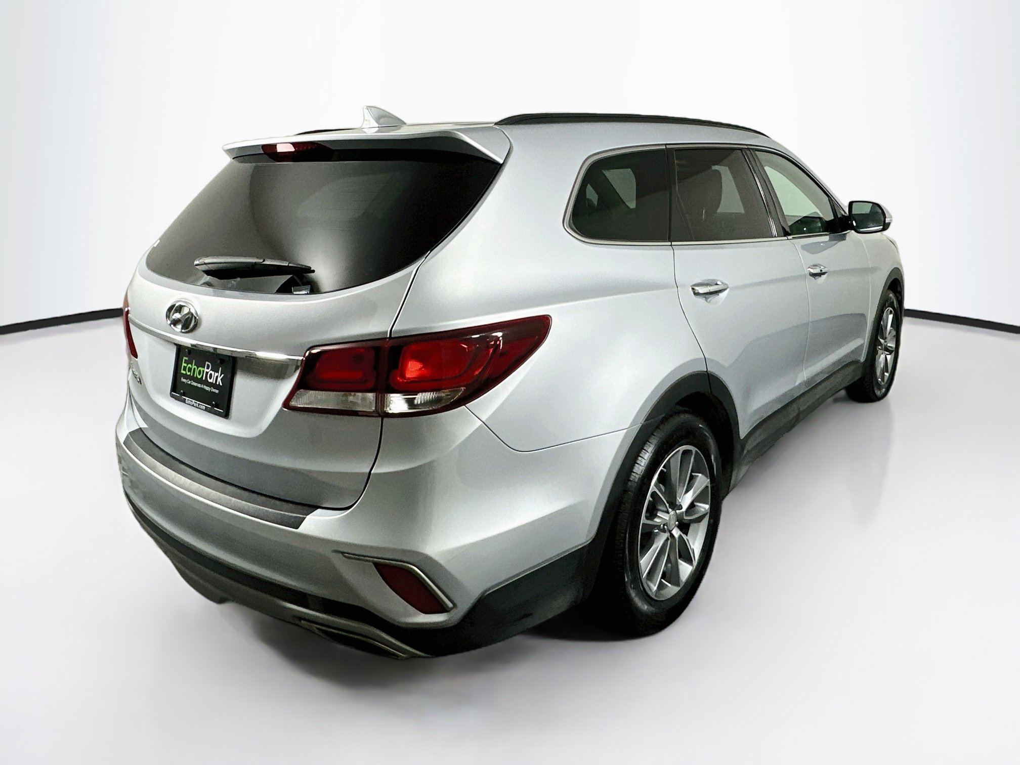 Used 2017 Hyundai Santa Fe SE w/ SE Premium Package 02 FWD image 7