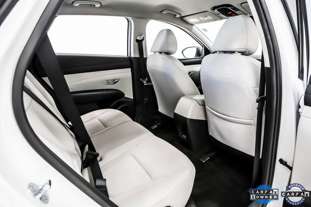 Used 2025 Hyundai Tucson SE image 35