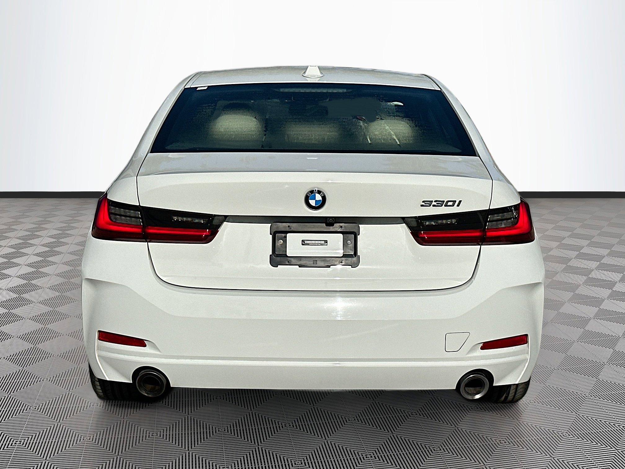 Used 2023 BMW 330i Sedan image 6