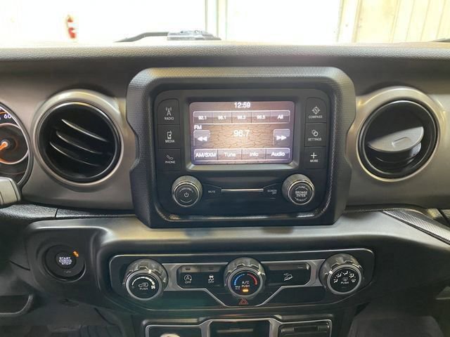 Used 2020 Jeep Wrangler Sport image 36