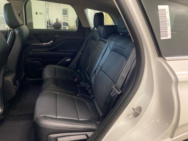 New 2025 Lincoln Corsair Grand Touring w/ Equipment Group 301A AWD/4WD image 9