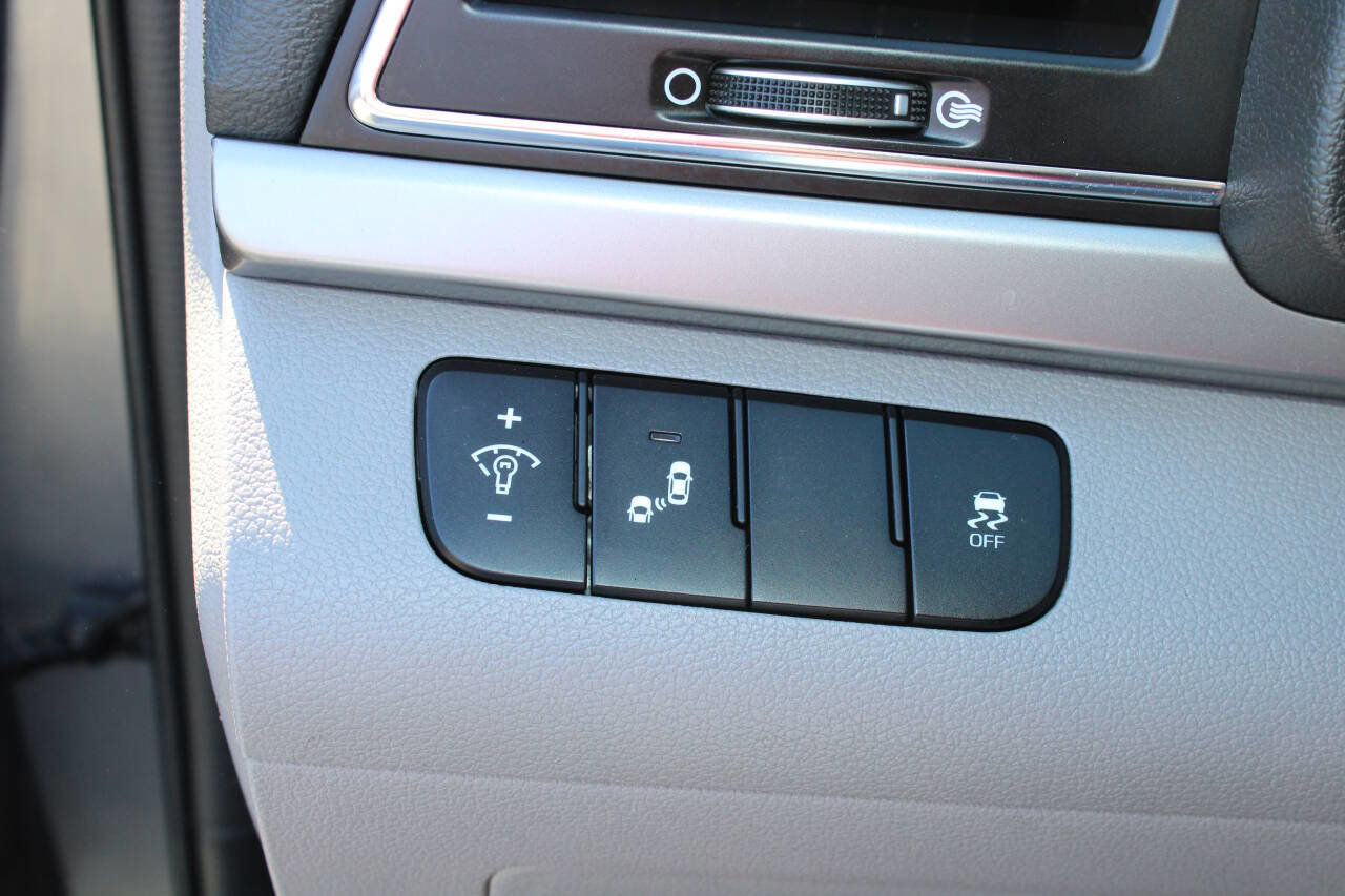 Used 2018 Hyundai Elantra Value Edition image 18