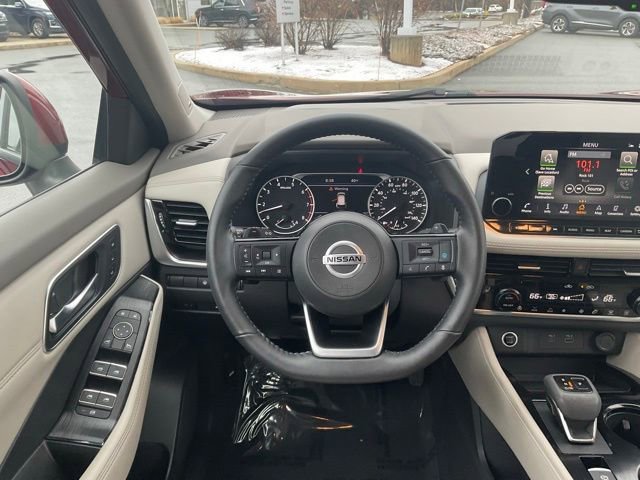 Used 2021 Nissan Rogue SL w/ Premium Package image 17