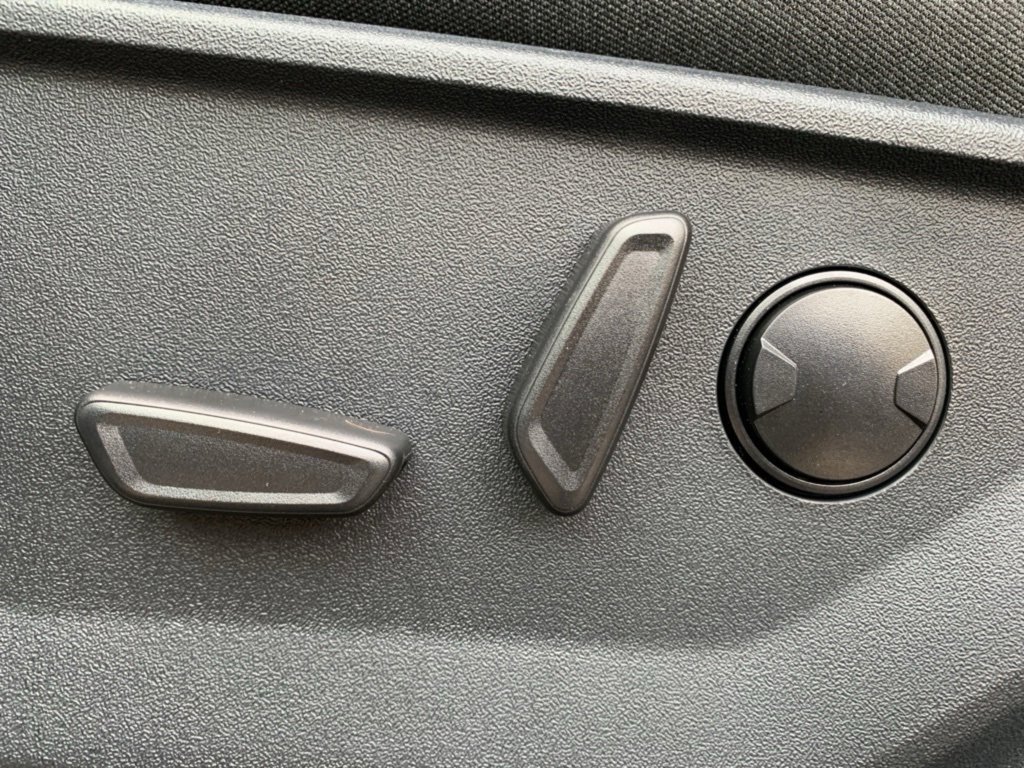 New 2025 Ford F150 XLT w/ Equipment Group 302A MID image 17