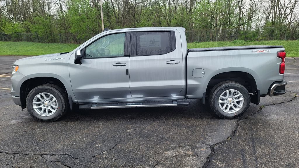 New 2026 Chevrolet Silverado 1500 LT w/ Convenience Package II AWD/4WD image 7