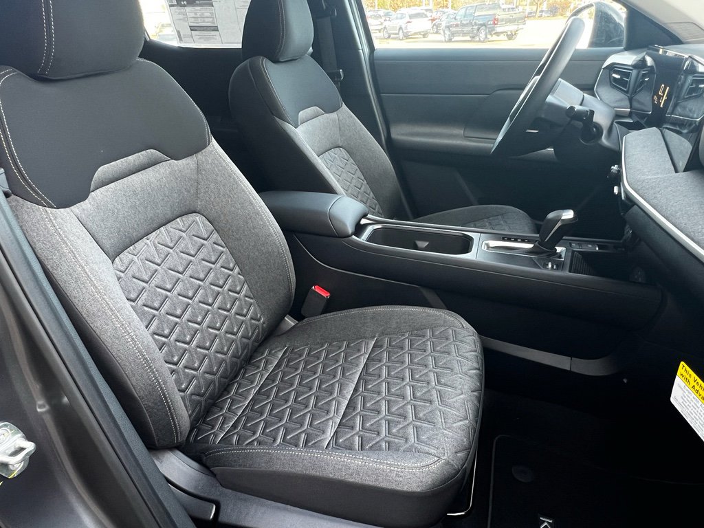 New 2026 Nissan Kicks SV w/ SV Premium Package image 19