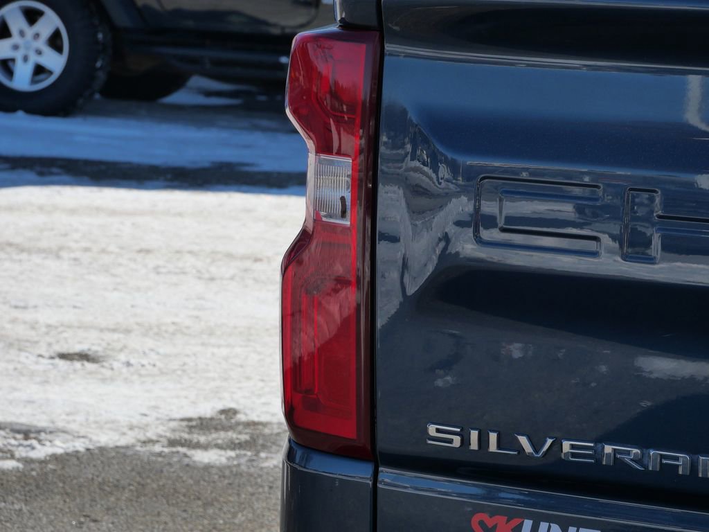 Used 2019 Chevrolet Silverado 1500 High Country image 8