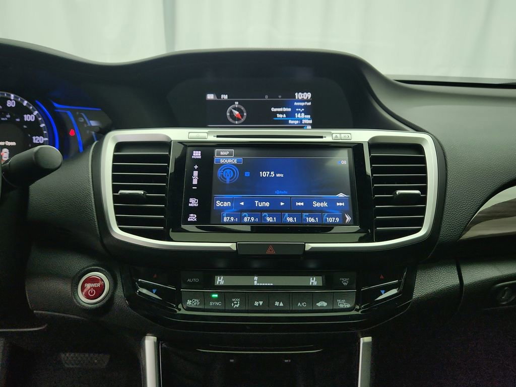 Used 2017 Honda Accord Touring image 17