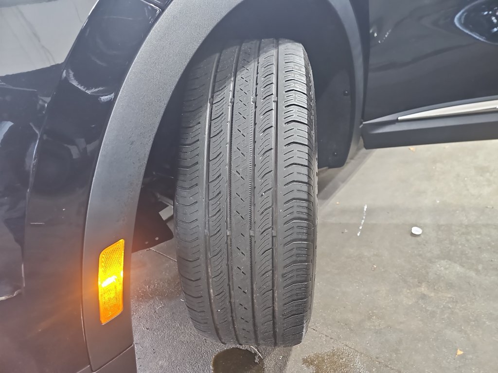 Certified 2024 Buick Envision Preferred AWD/4WD image 37