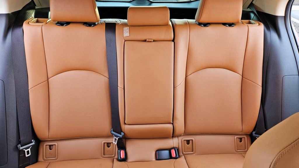 Used 2019 Lexus UX 250h w/ Premium Package image 12