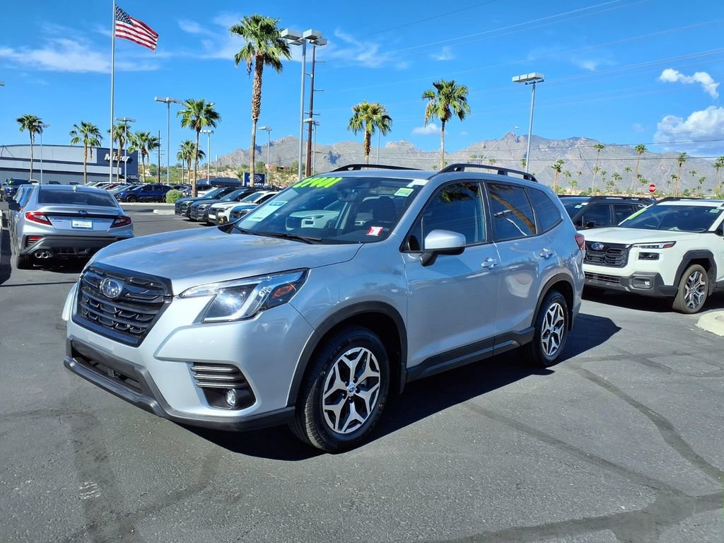 Certified 2024 Subaru Forester Premium AWD/4WD image 7