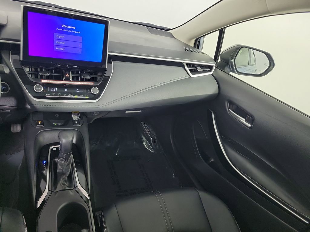 Certified 2025 Toyota Corolla XLE FWD image 28