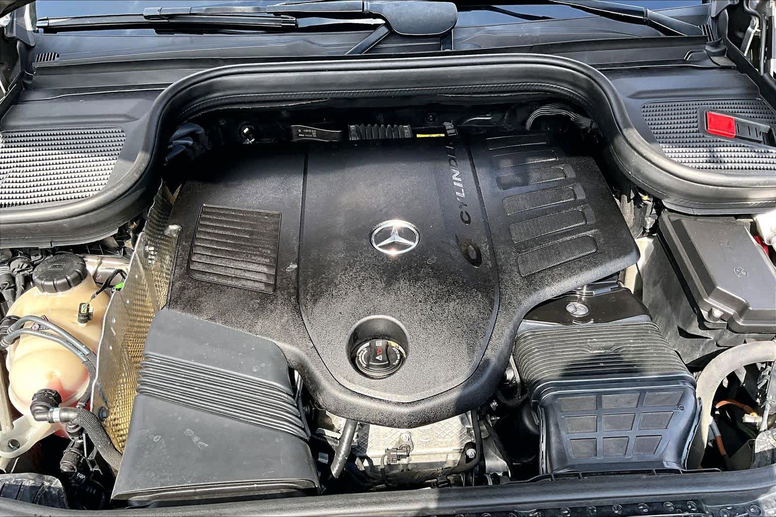 Certified 2023 Mercedes-Benz GLS 450 4MATIC image 32
