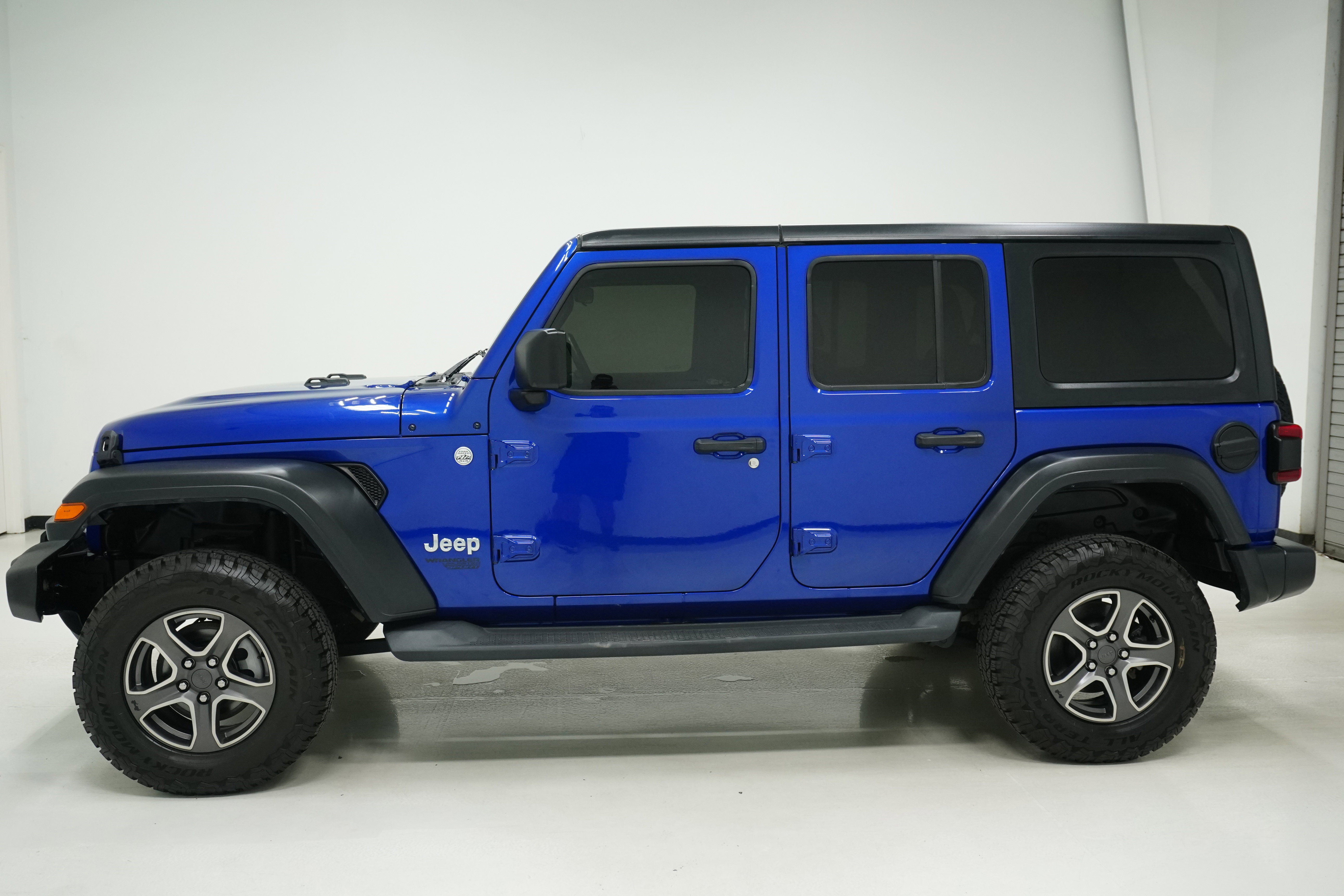 Used 2019 Jeep Wrangler Unlimited Sport S image 5