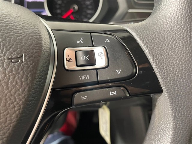 Used 2020 Volkswagen Tiguan S image 11