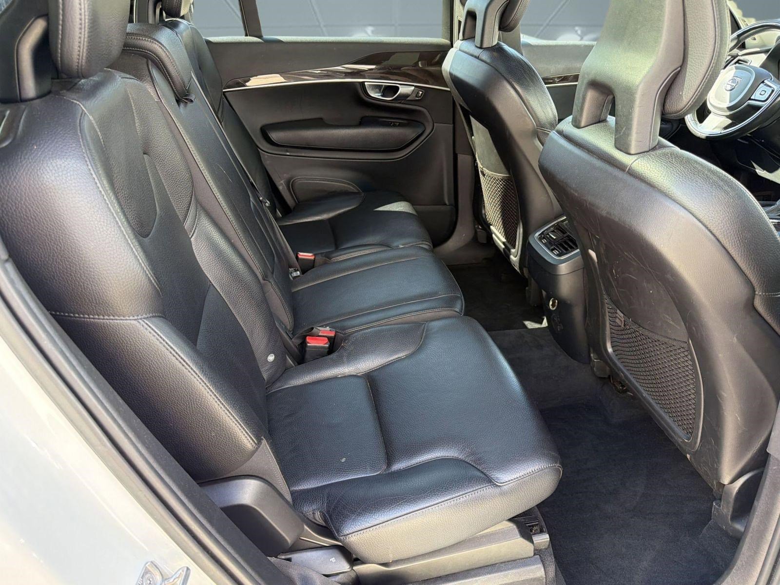 Used 2017 Volvo XC90 T6 Momentum w/ Vision Package image 29