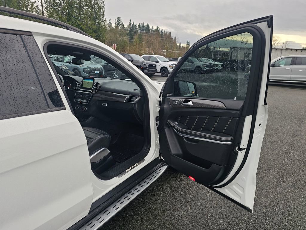 Used 2017 Mercedes-Benz GLS 63 AMG 4MATIC w/ AMG Night Styling Package image 34