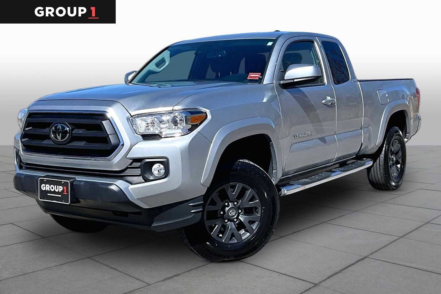 Certified 2023 Toyota Tacoma SR5 AWD/4WD image 1