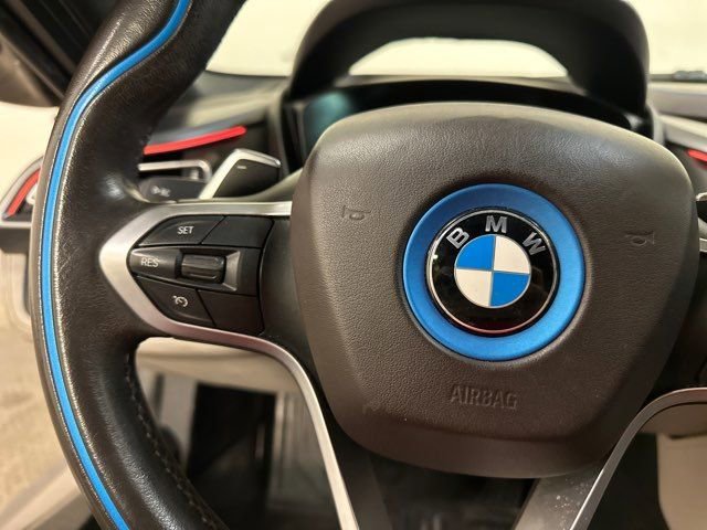 Used 2015 BMW i8 image 20