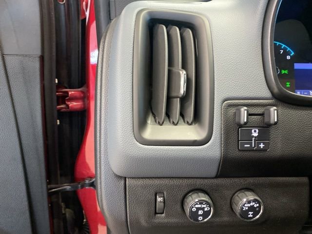 Used 2020 Chevrolet Colorado Z71 image 11