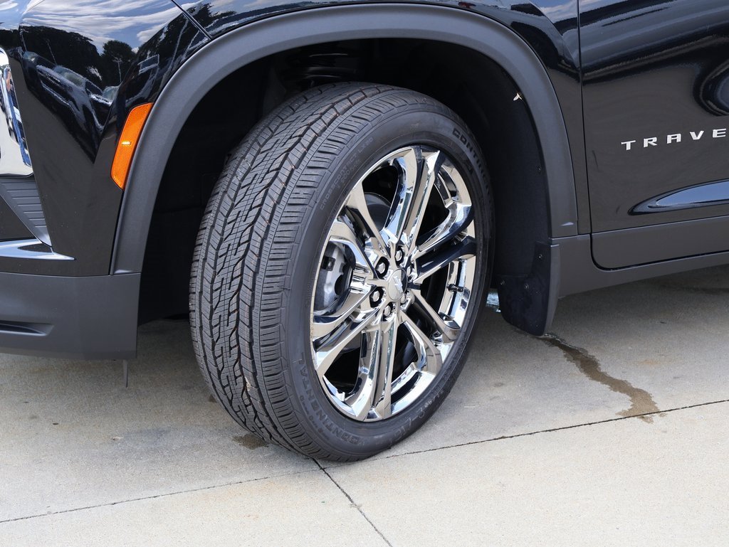 New 2025 Chevrolet Traverse LT w/ Driver Confidence Package image 41