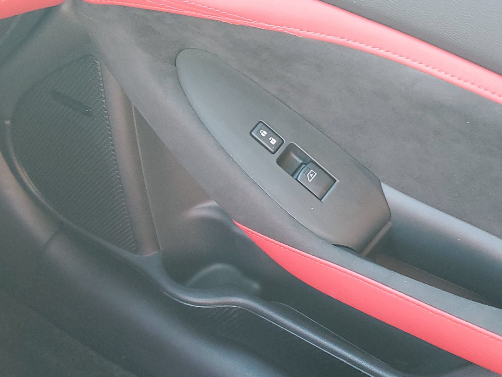 Used 2025 Nissan Z Performance w/ Floor Mat Package RWD image 29