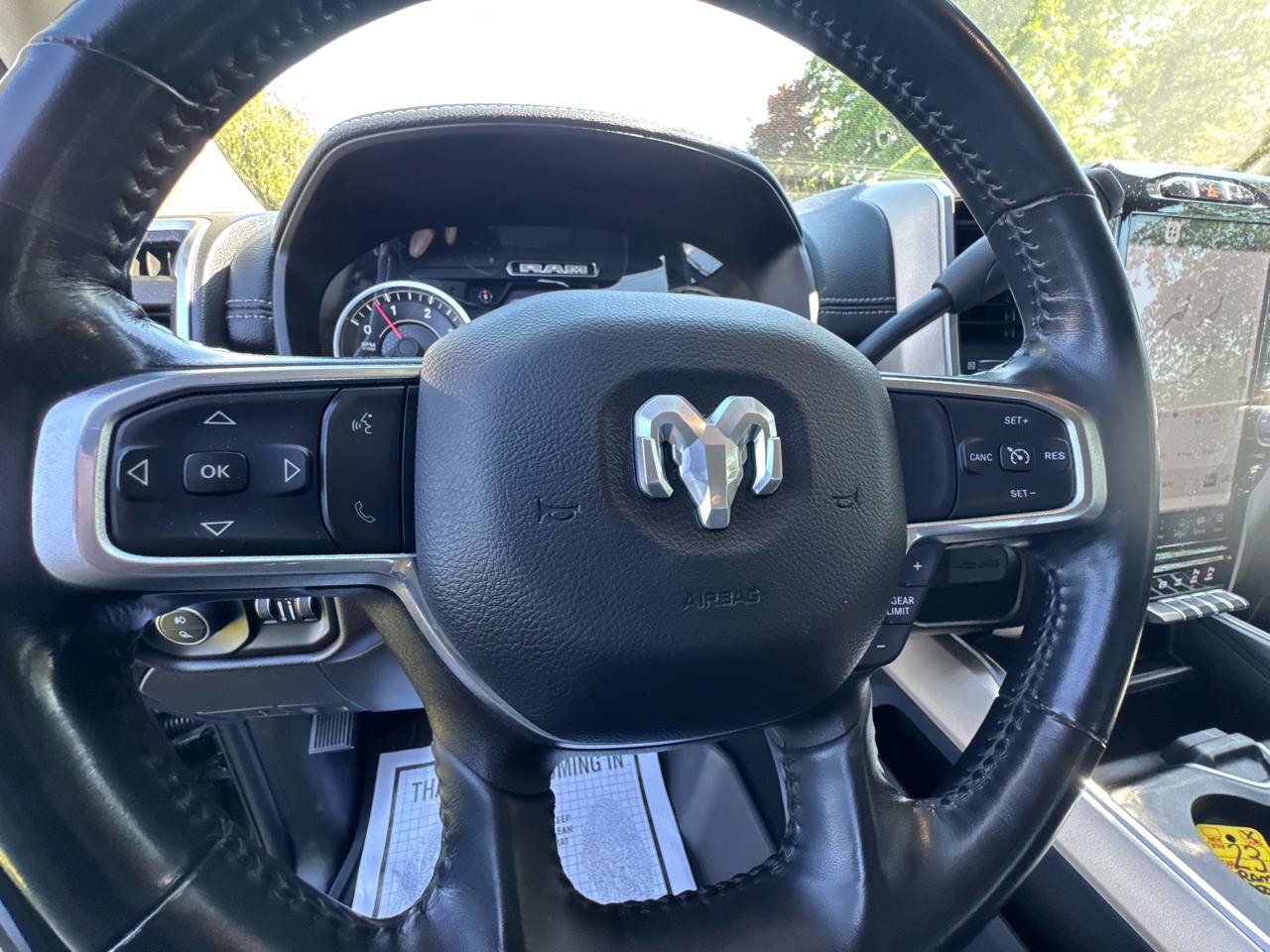 Used 2023 RAM 3500 Laramie AWD/4WD image 16
