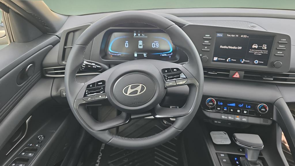 New 2026 Hyundai Elantra Sport FWD image 12