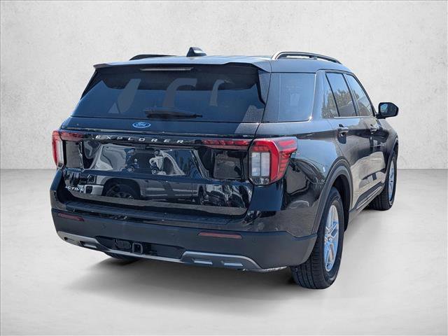 New 2026 Ford Explorer Active w/ Active Comfort Package image 2