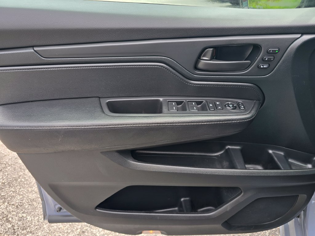 Used 2023 Honda Odyssey Sport image 44