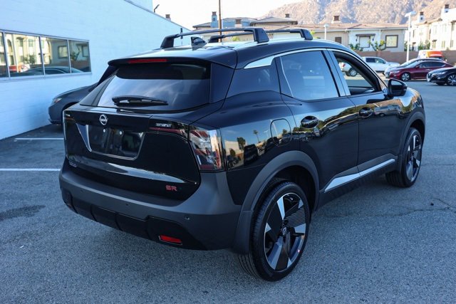 New 2025 Nissan Kicks SR image 4