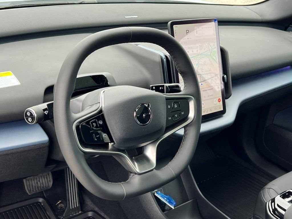 New 2026 Volvo EX30 Plus w/ Protection Package Premier image 14