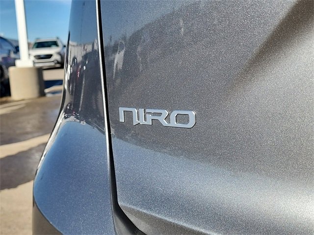 New 2025 Kia Niro EX image 6