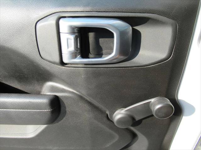 Certified 2024 Jeep Gladiator Sport AWD/4WD image 22