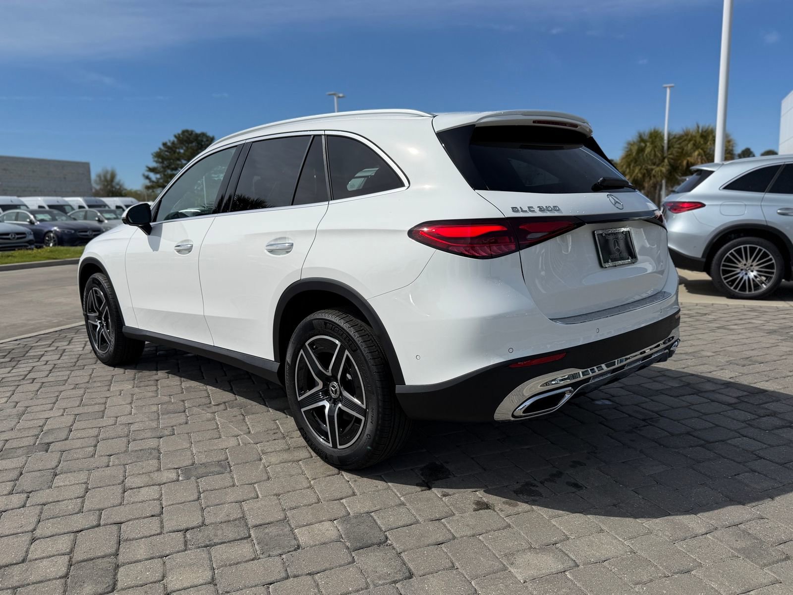 New 2026 Mercedes-Benz GLC 300 image 11