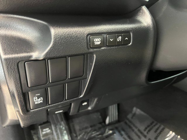 Used 2016 Lexus IS 300 AWD w/ Navigation System Package image 32