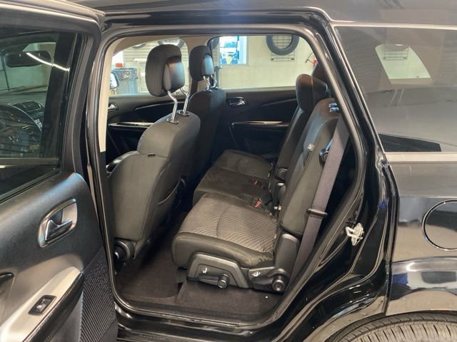 Used 2020 Dodge Journey SE w/ Blacktop Package image 24