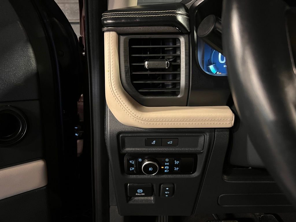 Used 2023 Ford Expedition Platinum image 22