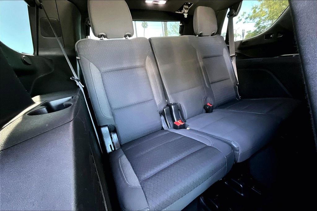 Used 2022 GMC Yukon SLE RWD image 35