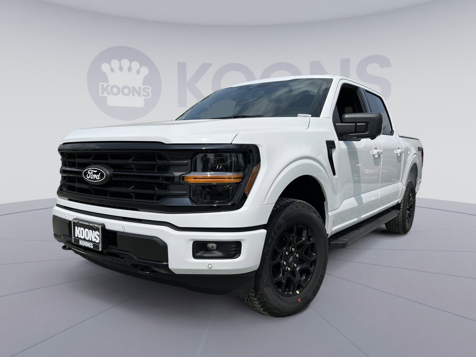 New 2025 Ford F150 XLT w/ Equipment Group 302A MID