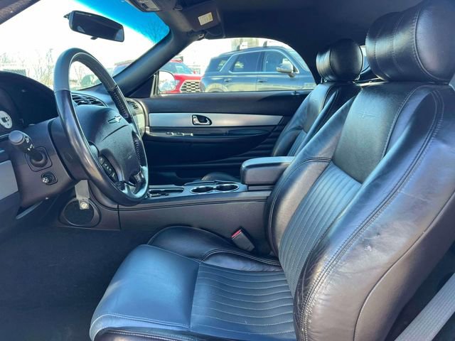 Used 2005 Ford Thunderbird image 16