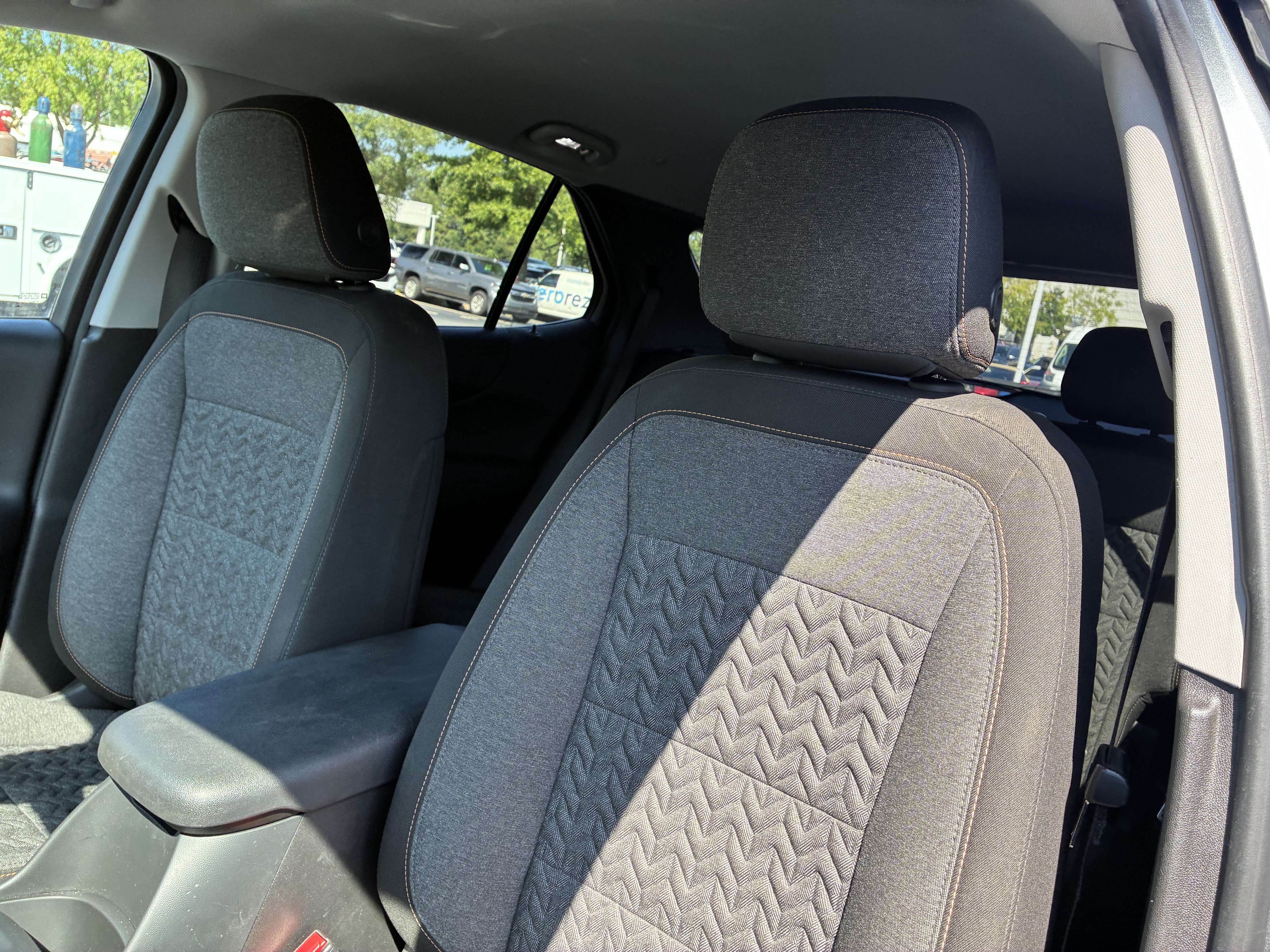 Used 2024 Chevrolet Equinox LT FWD image 22