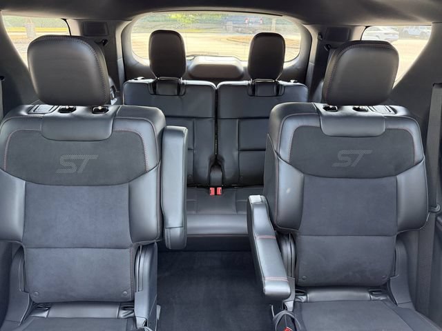 Used 2025 Ford Explorer ST AWD/4WD image 34