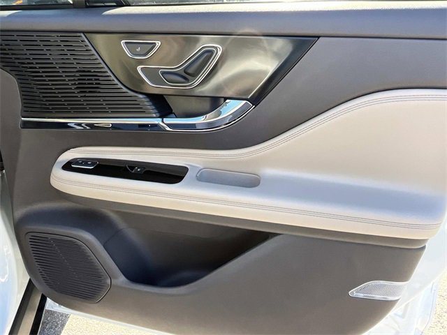 Used 2022 Lincoln Corsair FWD w/ Equipment Group 101A image 24